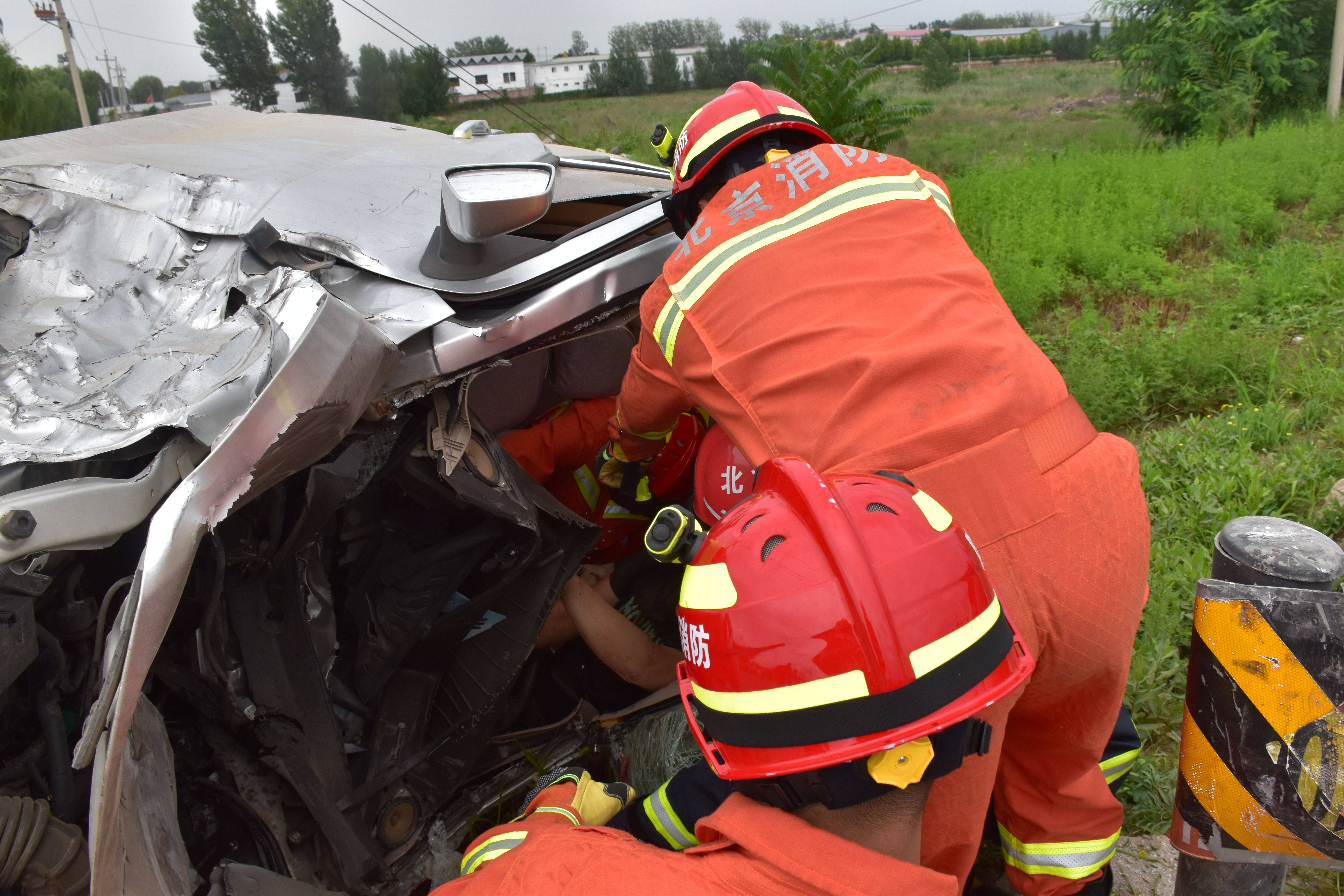 北京房山最新车祸死亡图片