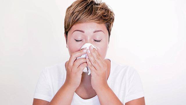 鼻塞头痛的原因是什么？