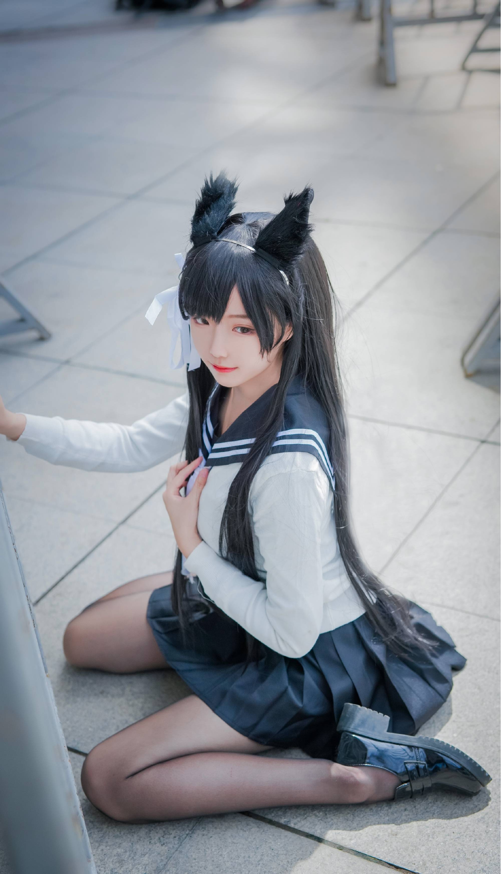 碧蓝航线犬cos户外大胆鸭子坐两套水手服无缝切换