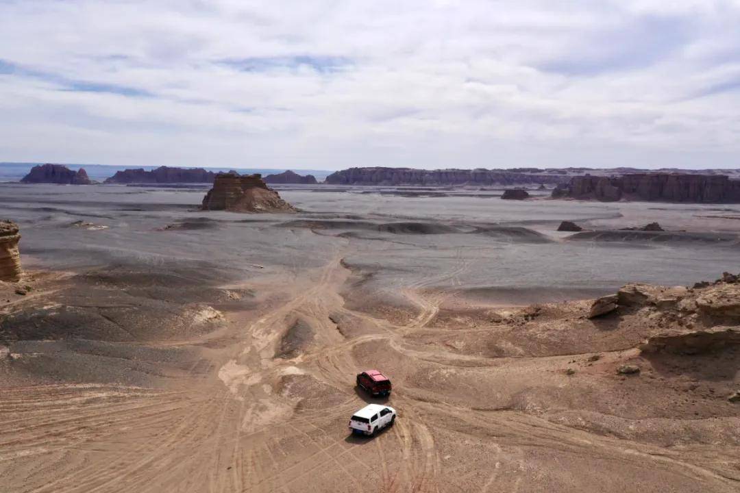 旅行少数派 探秘新疆 | 明月出天山,吐鲁番到敦煌—大海道到哈密东