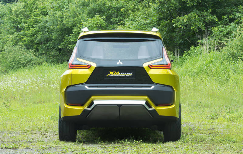 三菱全新小型mpv亮相!科幻外观 混动,预售13万,比奥德赛帅气!