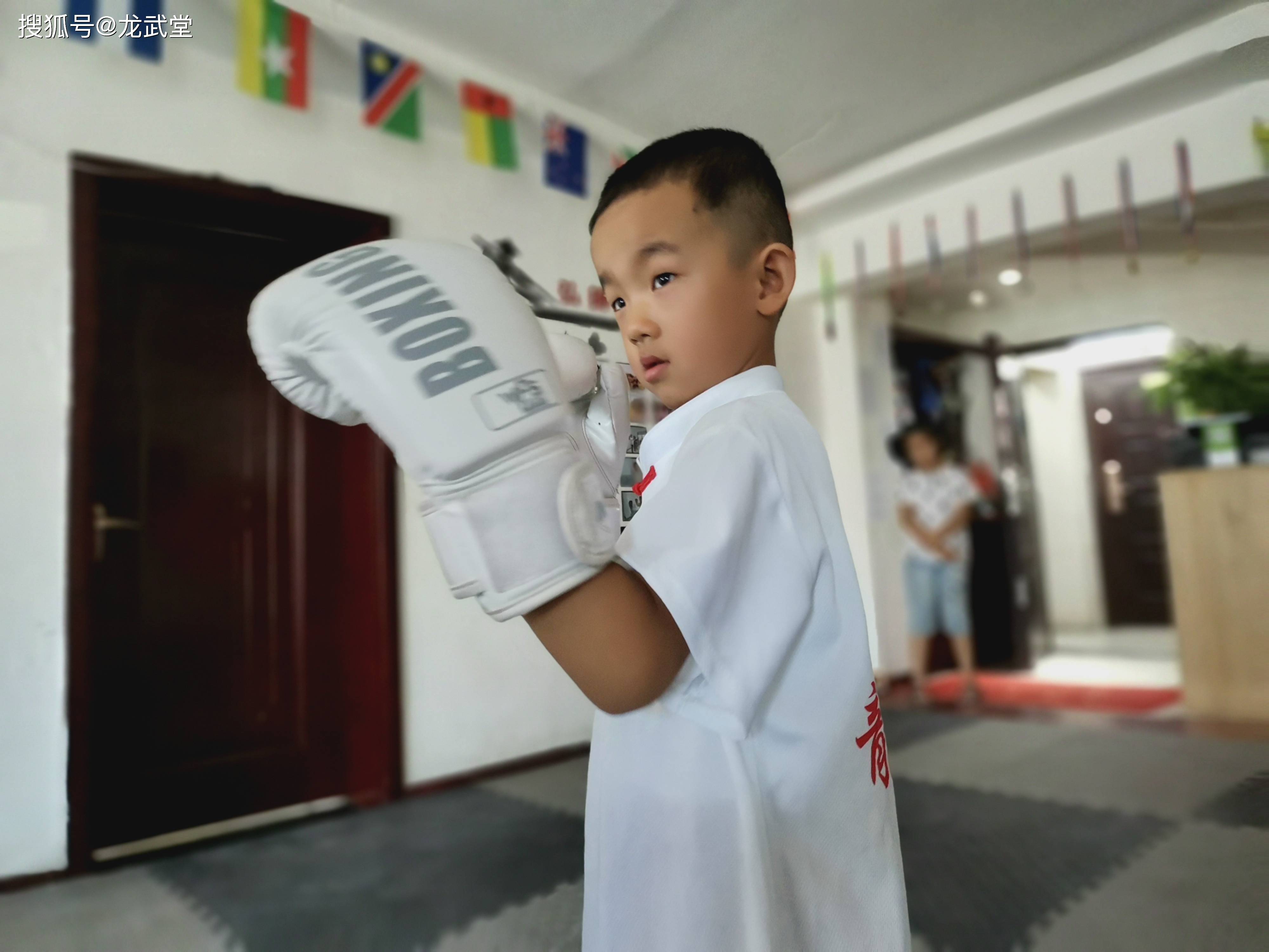 兰州市城关区张掖路最好武术培训学校--武术--搏击