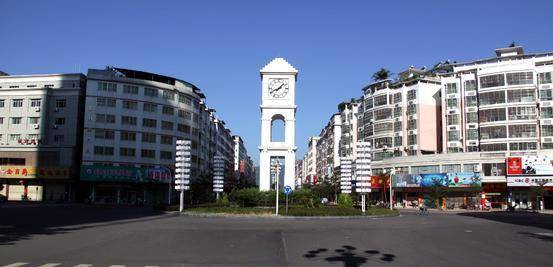 5公里的高铁砸中,迎来大发展_蕉岭县