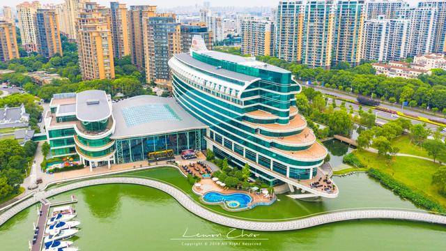 原创苏州网红酒店,翻版海上邮轮造型惊艳,自助餐堪称苏州最豪华