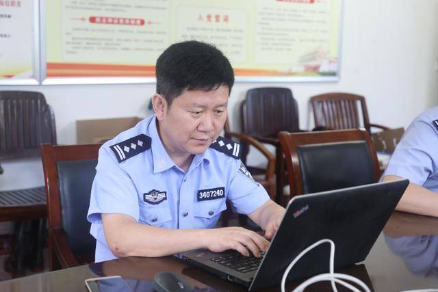 白湖监狱分局一碗泡面竟成了这间作战室里最受欢迎的深夜食粮