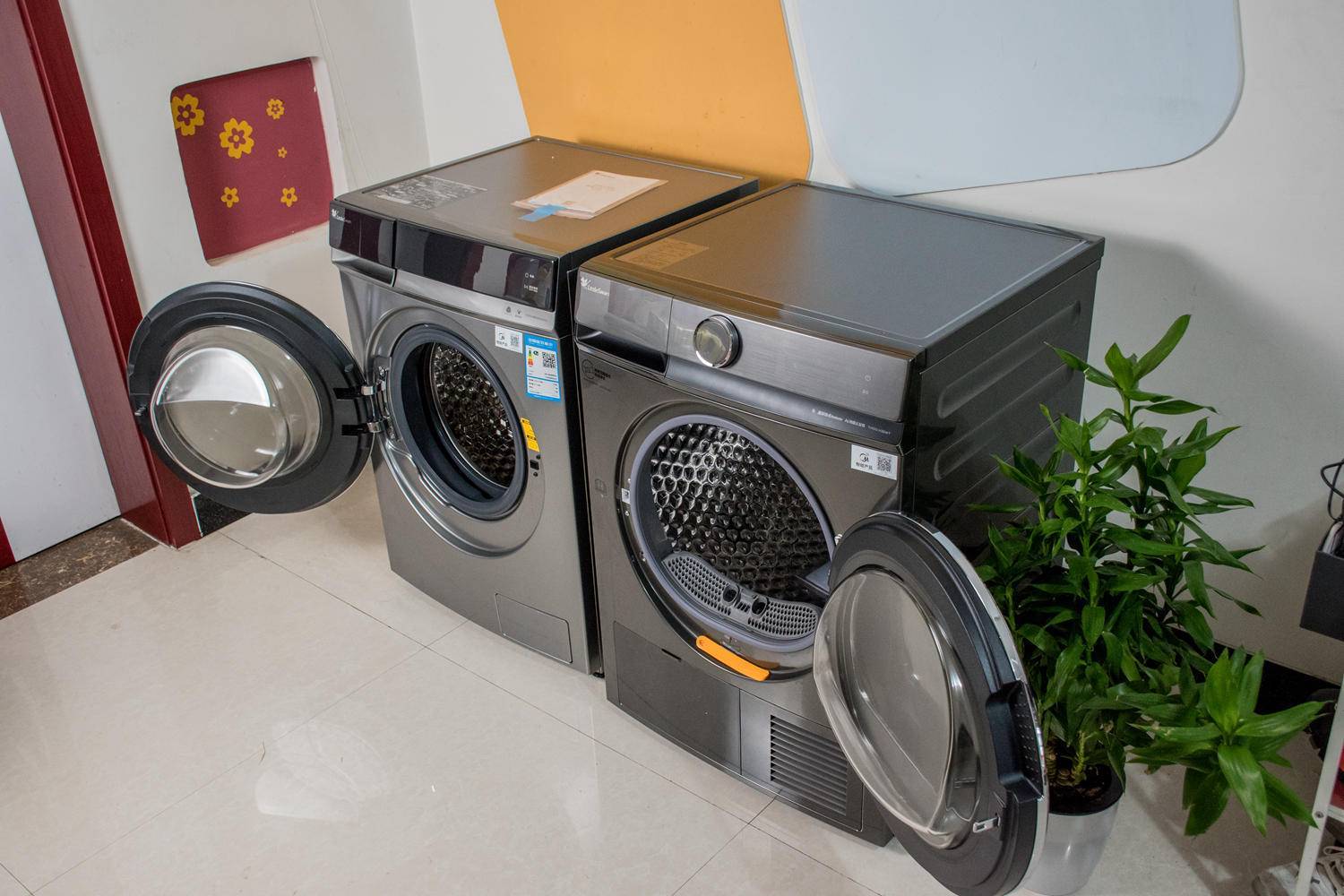 干衣不误洗衣功-小天鹅洗烘套装 体验_洗衣机