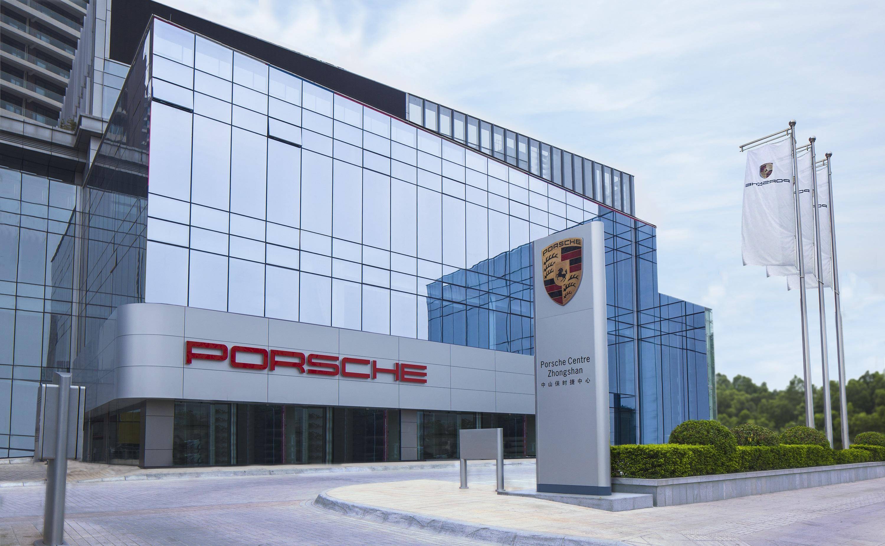 原创上半年营收利润双下滑保时捷卖不动了