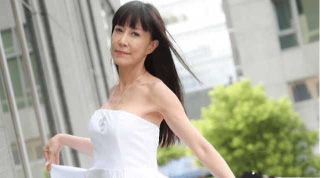 原创罗霈颖尸骨未寒,台湾节目却吃人血馒头,暗示其离世是因不婚不育