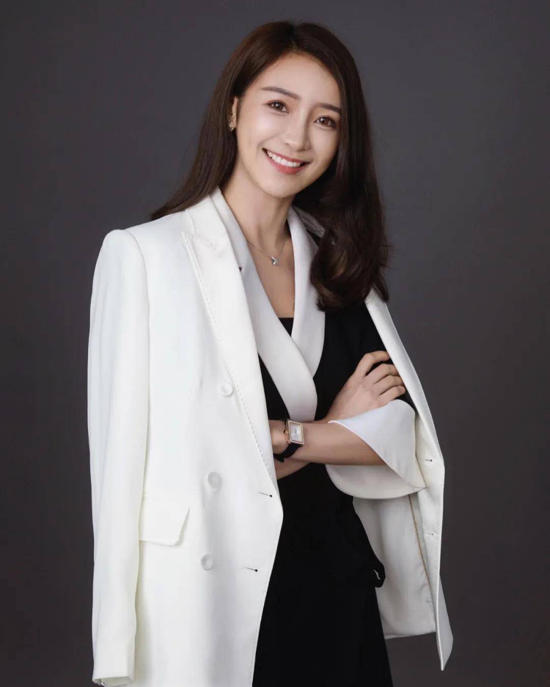 女性创业者|在三十而立的年纪,做三十而骊的自己_钟慧娟