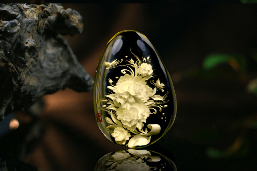 余贤国琥珀阴雕作品欣赏