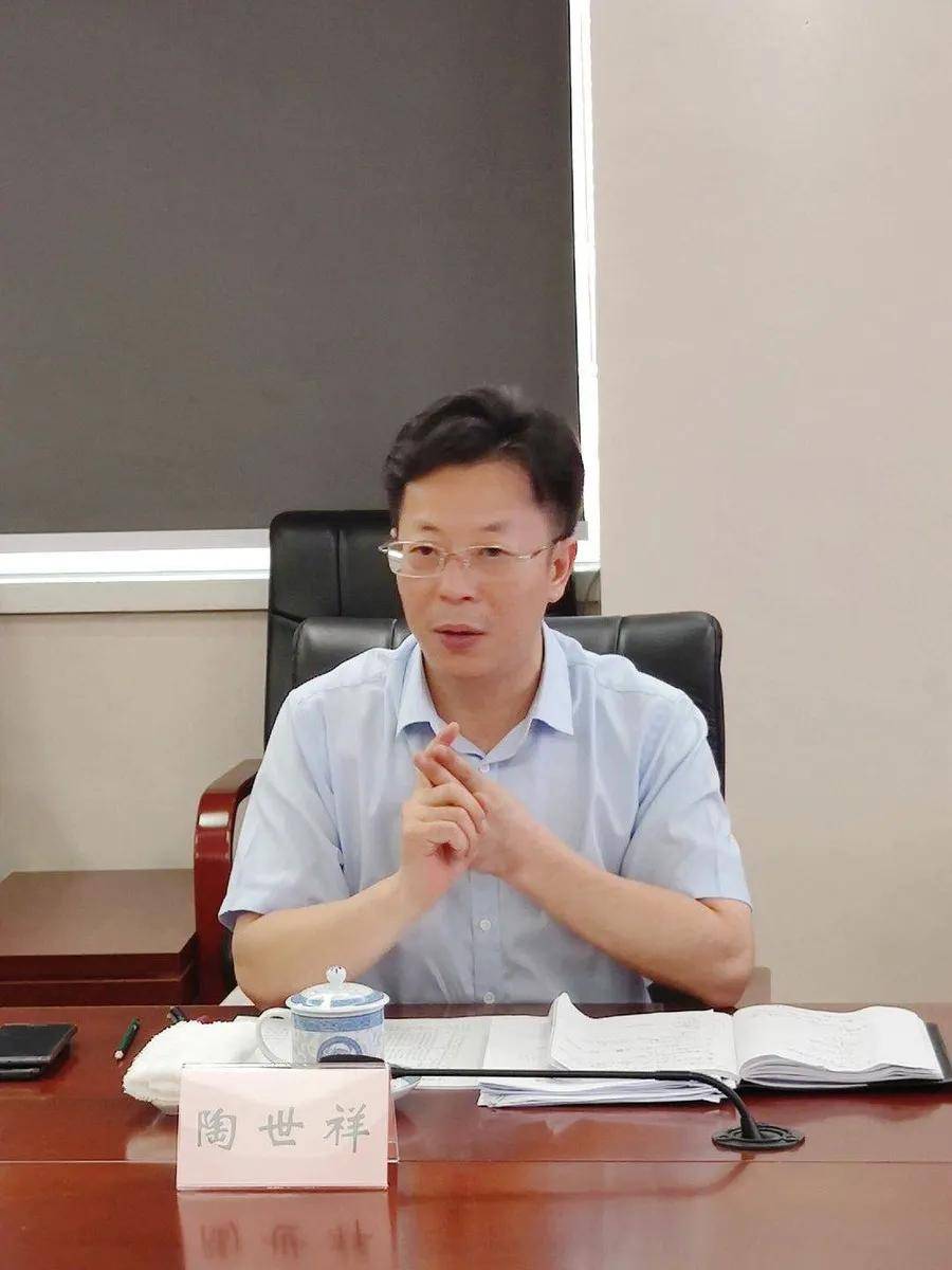 常务副区长 陶世祥的介绍后,张晓桐董事表示中商集团自国家电力体制