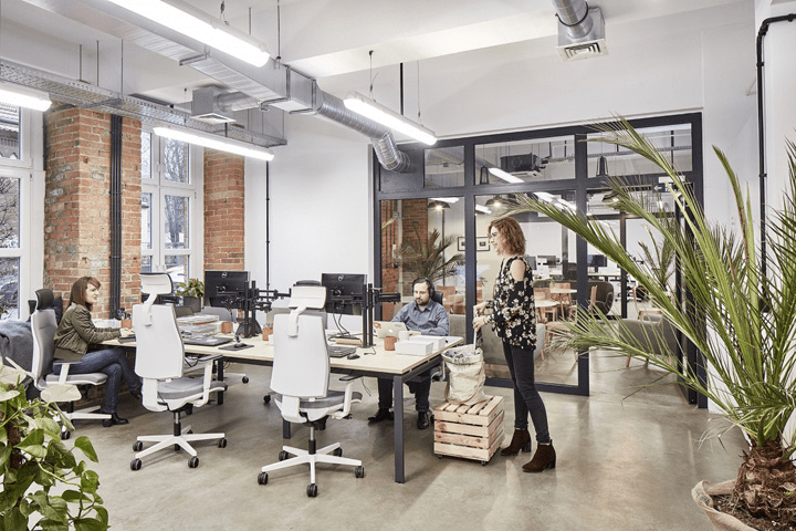 国外办公家具使用案例欣赏: chilid和 xsolve波兰总部办公空间_构思