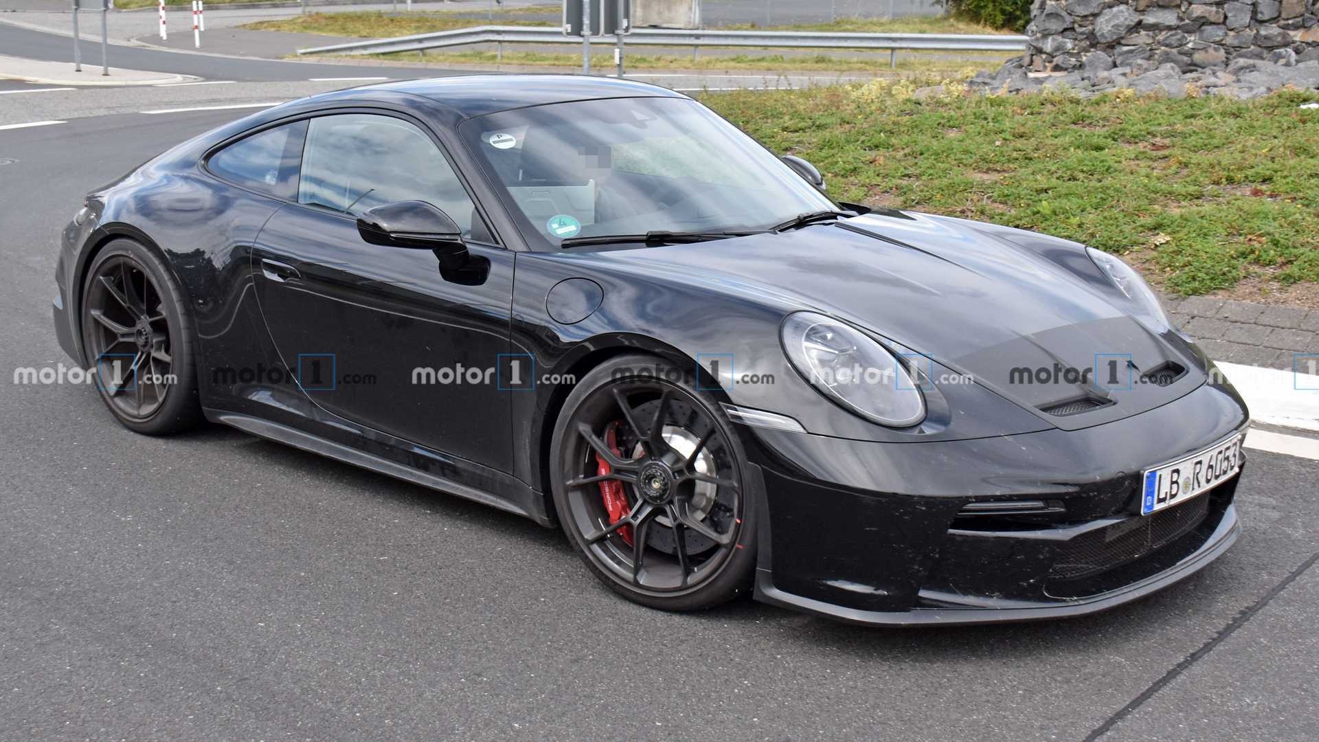 最大功率提升至550马力保时捷911gt3touring路试实拍图曝光