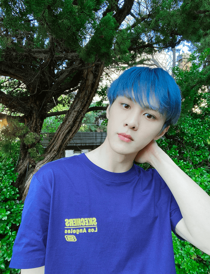 威神v钱锟发微博揭秘,非要说是蜡笔涂的