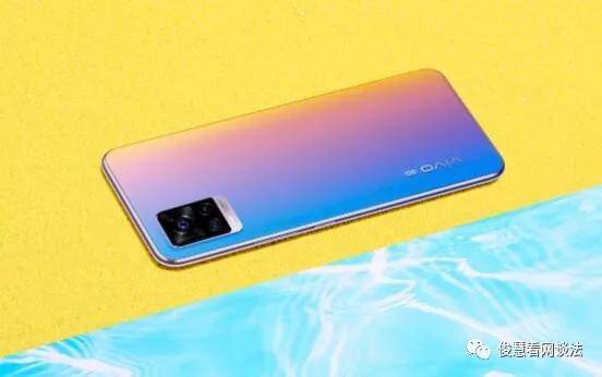 原創3000元檔手機價格戰打響:vivos7,榮耀30和opporeno4,咋選