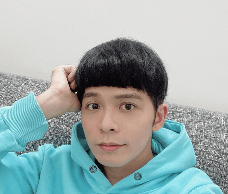 原创被3重打击超痛苦国民男友许佳麟哭喊真的好难撑下去