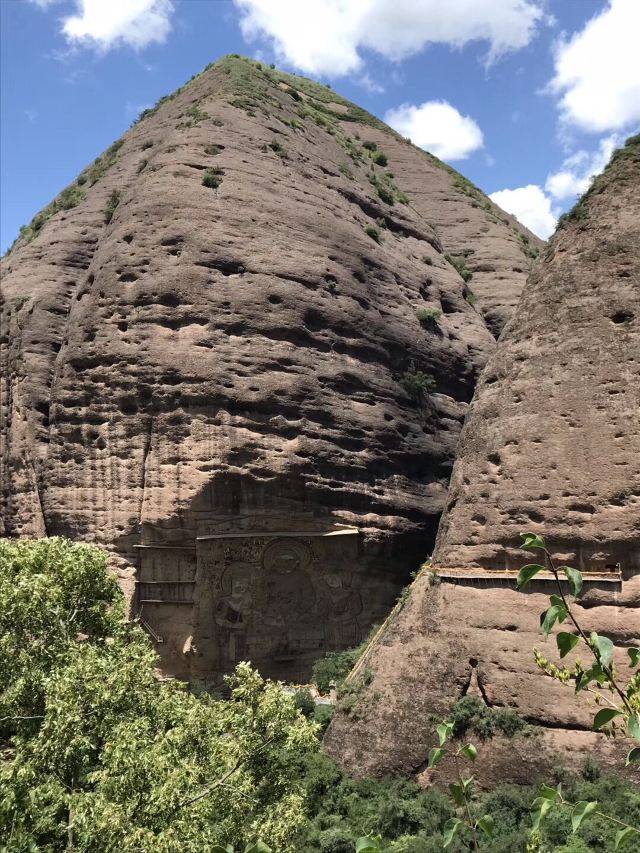 世界第一大摩崖浮雕大佛 甘肃武山洛门水帘洞石窟之拉梢寺