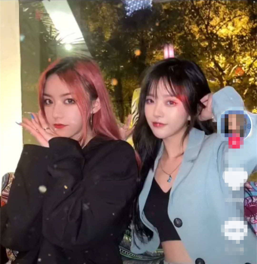 原创刀小刀彭十六同框秀颜值,美女合体引热评,水友:我全都要