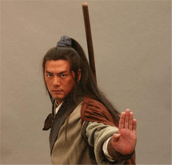 周侗教导武松2个月,传下一绝招,让他成为江湖上公认的一流高手_手机