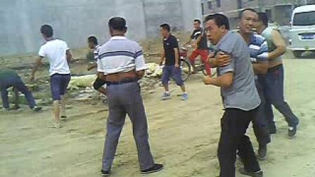 原创农民工讨薪过程中当街杀死欠薪老板后自杀为什么有人认为做得对