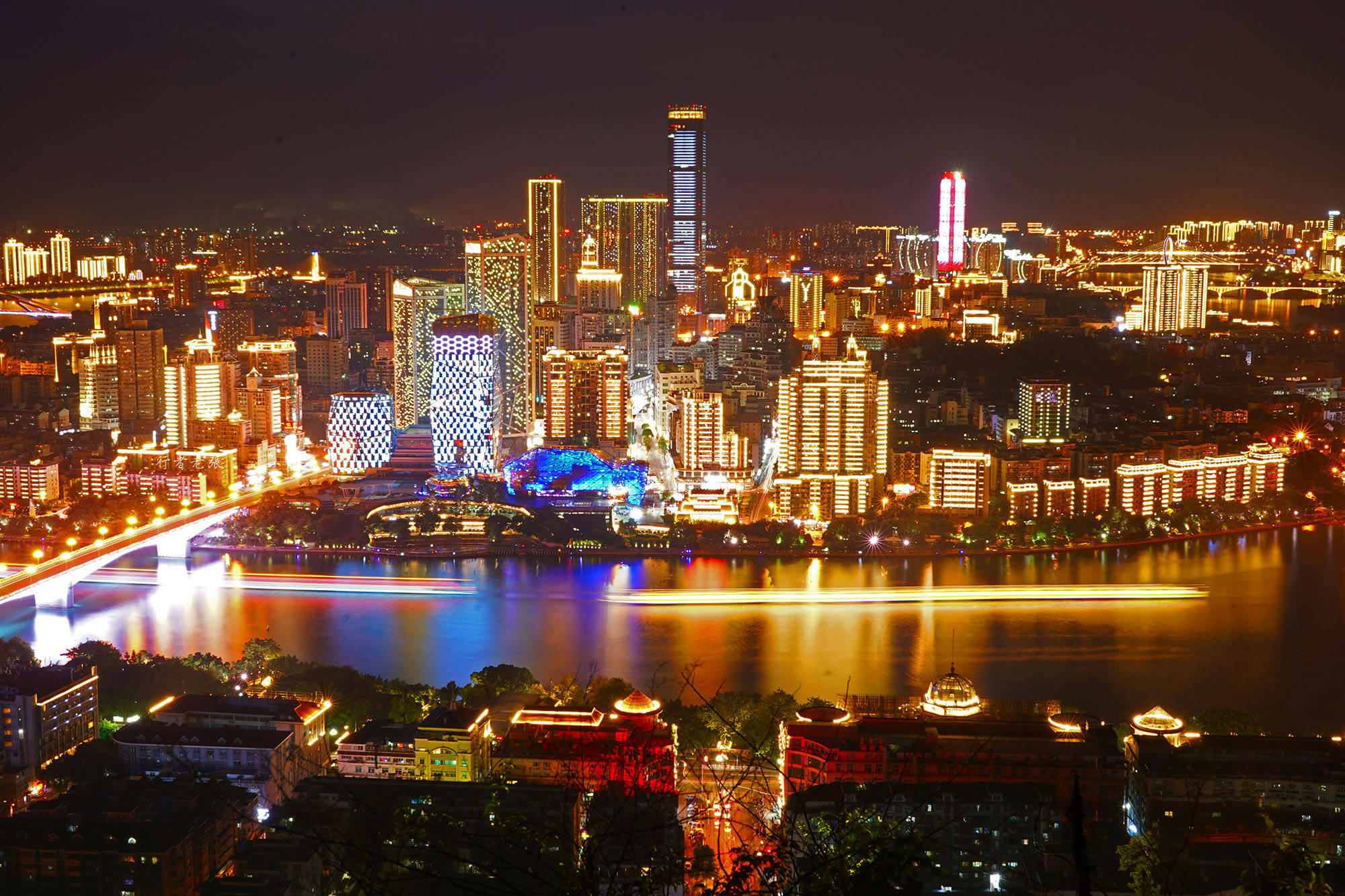 从303米高空看柳州,百里柳江美如画,"天然大盆景"秀色可餐_手机搜狐网