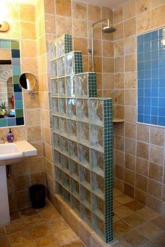 卫生间储物格砖砌图片