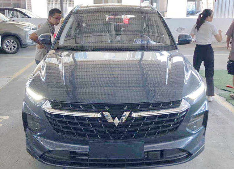 "银标五菱"实车到店,一看实力,车友:拥有爆款潜质!