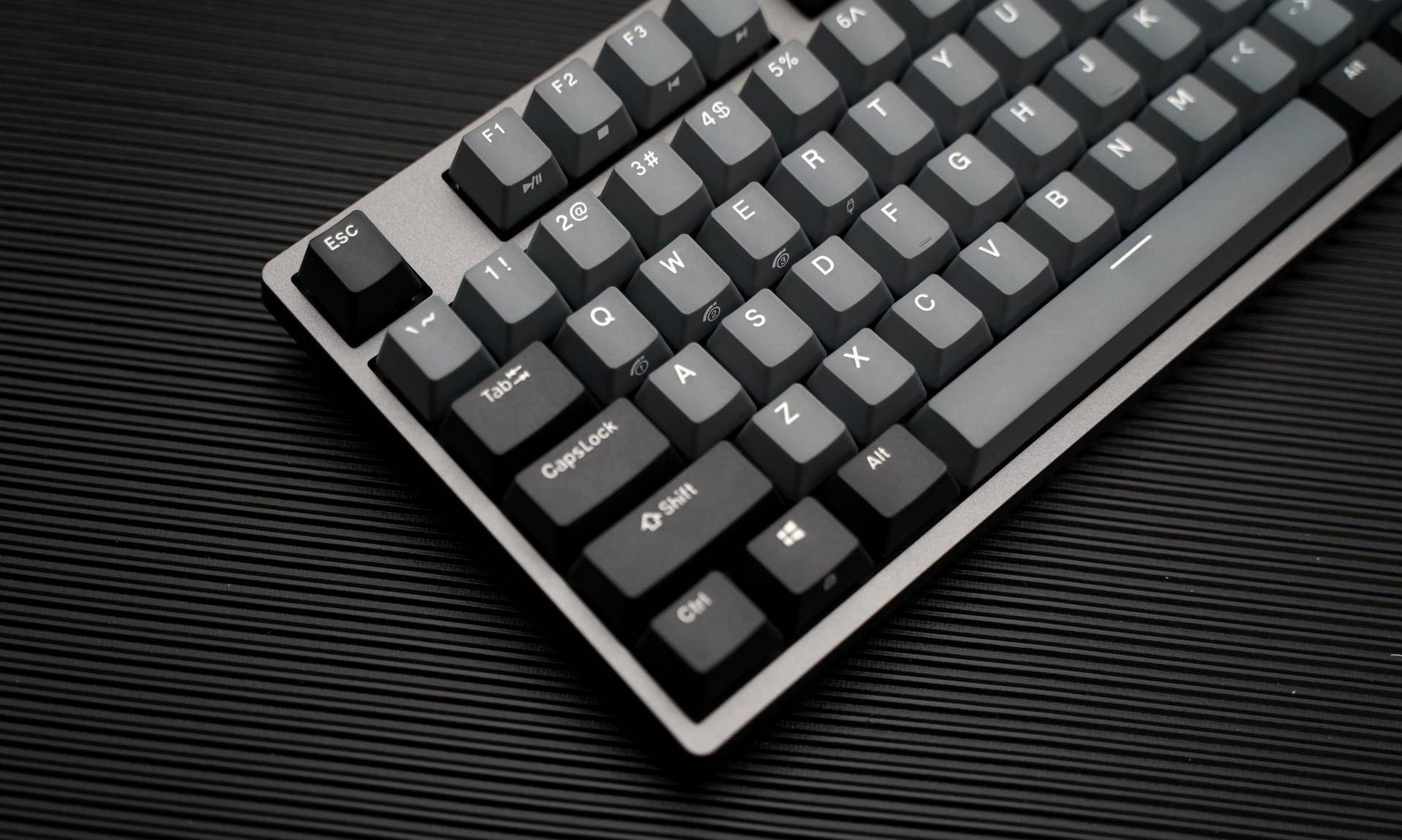 rgbrgb保持一个年轻的心杜伽w320rgb键盘体验