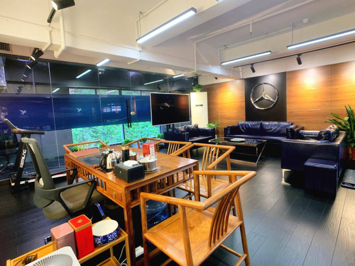 华南首家6s店 深圳房车汇喜迁新店隆重开业