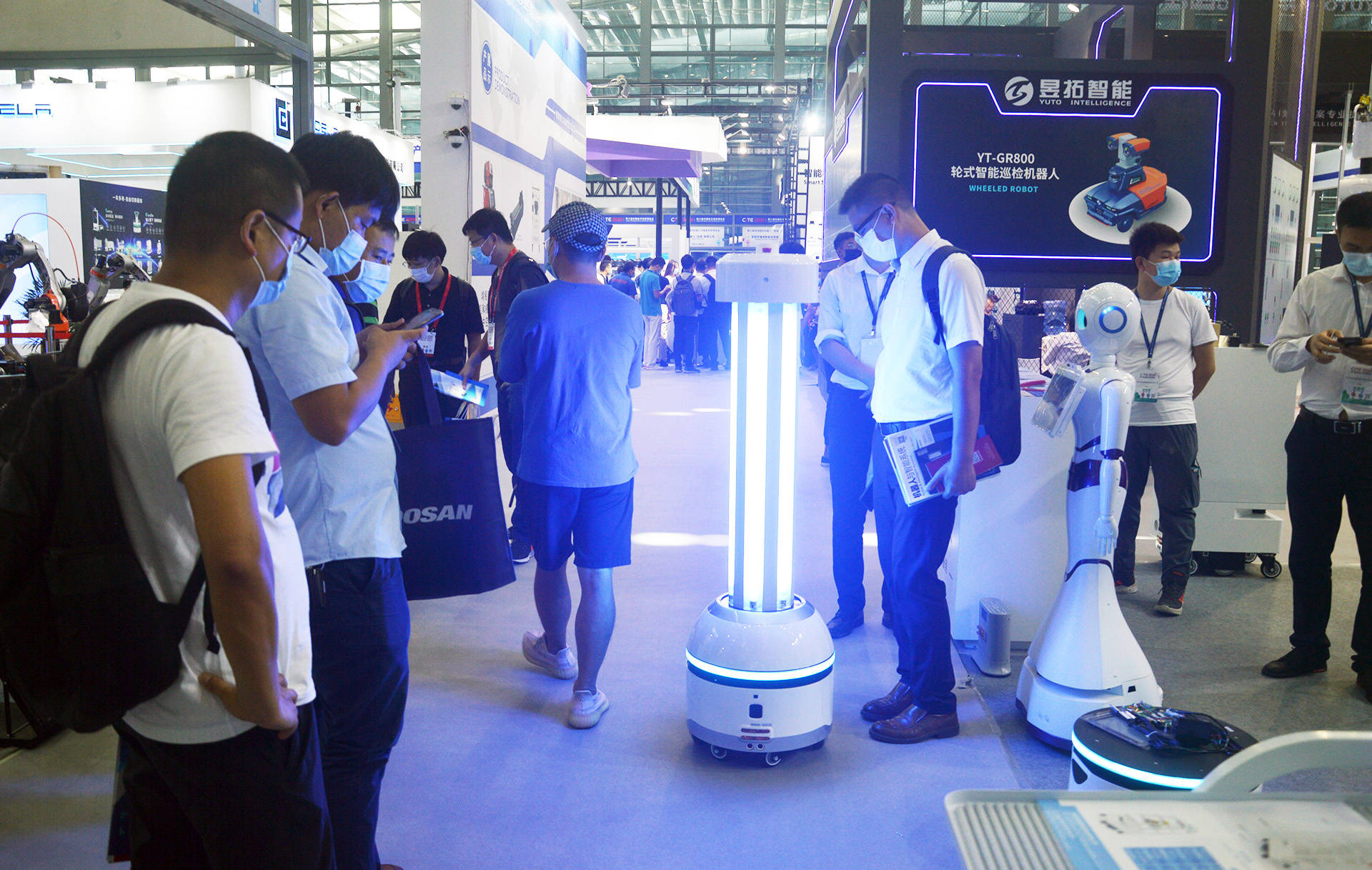 ai 创新 赋能未来生活 锐曼机器人亮相cite2020展会