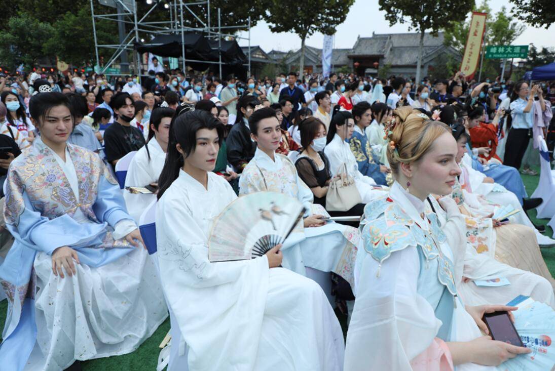 大型国风盛宴永不落幕的汉服节修武顺利开幕