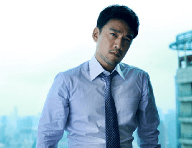 原创45岁靠演贱男再度翻红他果然是老男人堆里的泥石流