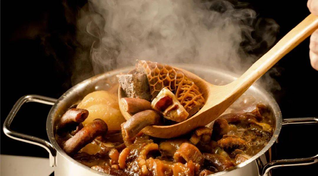 小吃品类快速增长,阿婆牛杂c位出道!_手机搜狐网