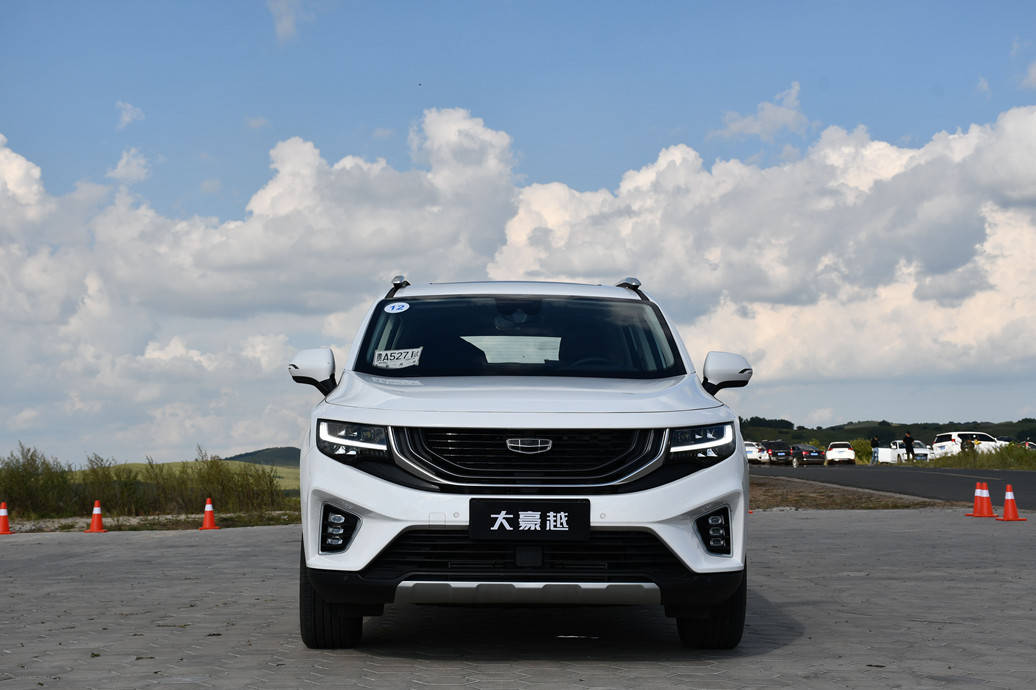 试吉利豪越除了空间大还有什么豪横卖点试车