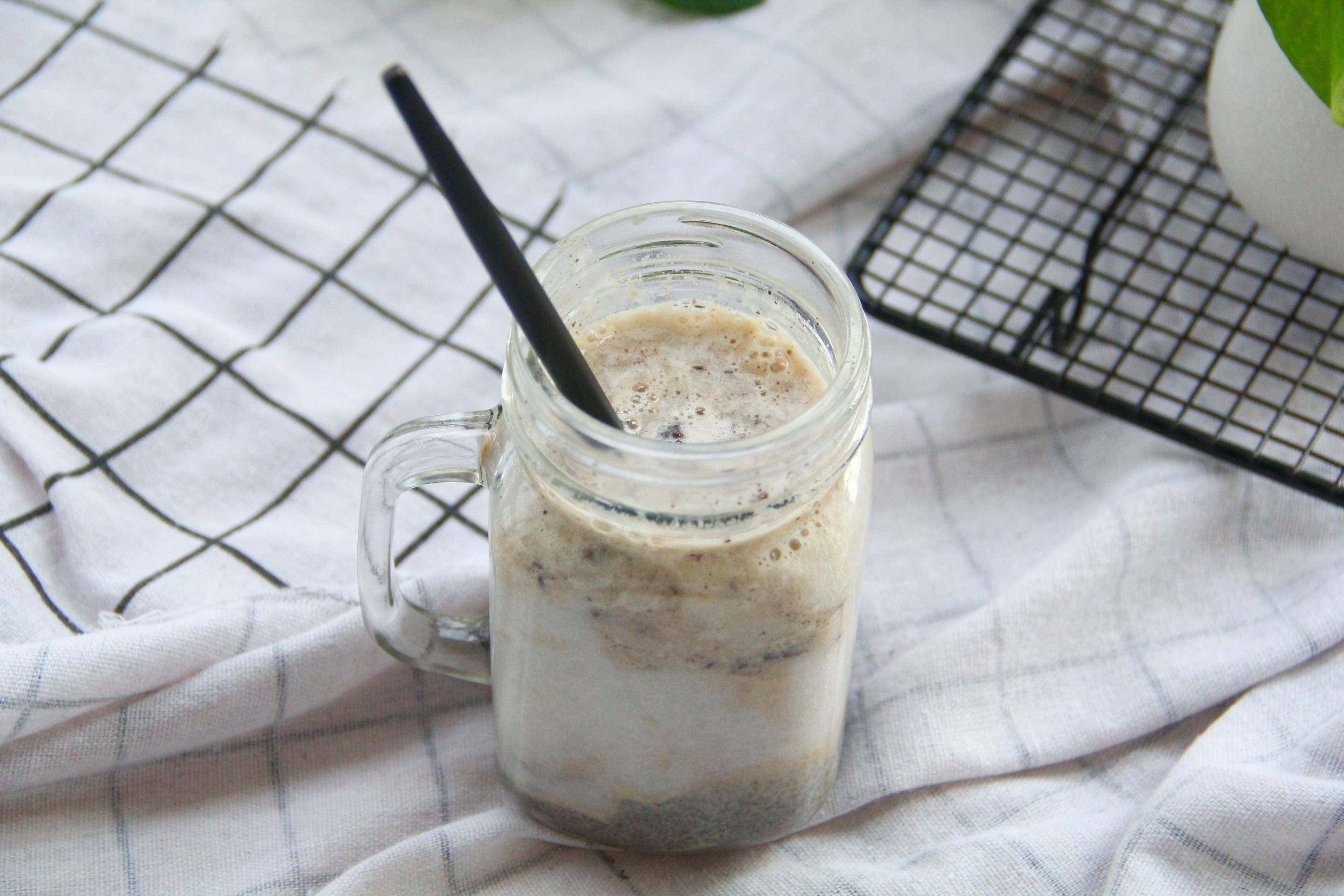 软糯芋泥微咸奥利奥碎口感丰富香浓自制芋泥奥利奥奶茶