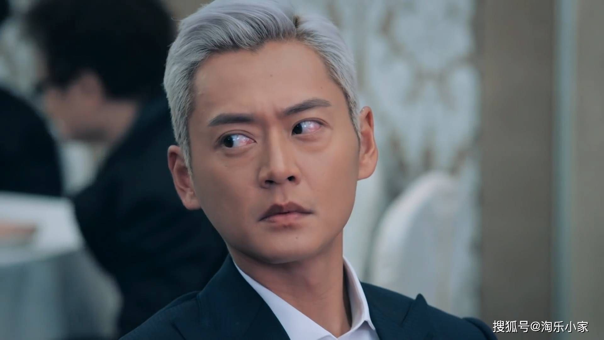 淘子剧透:《反黑路人甲》第11集:两大黑帮大佬碰头,王浩信会穿帮吗?