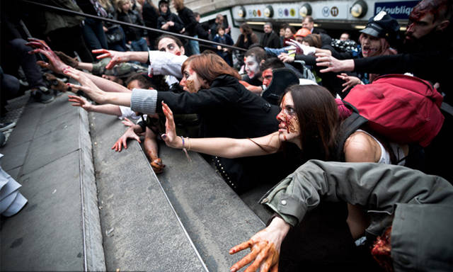 如果有一天发生僵尸大爆发,人类该如何生存下来?_手机搜狐网