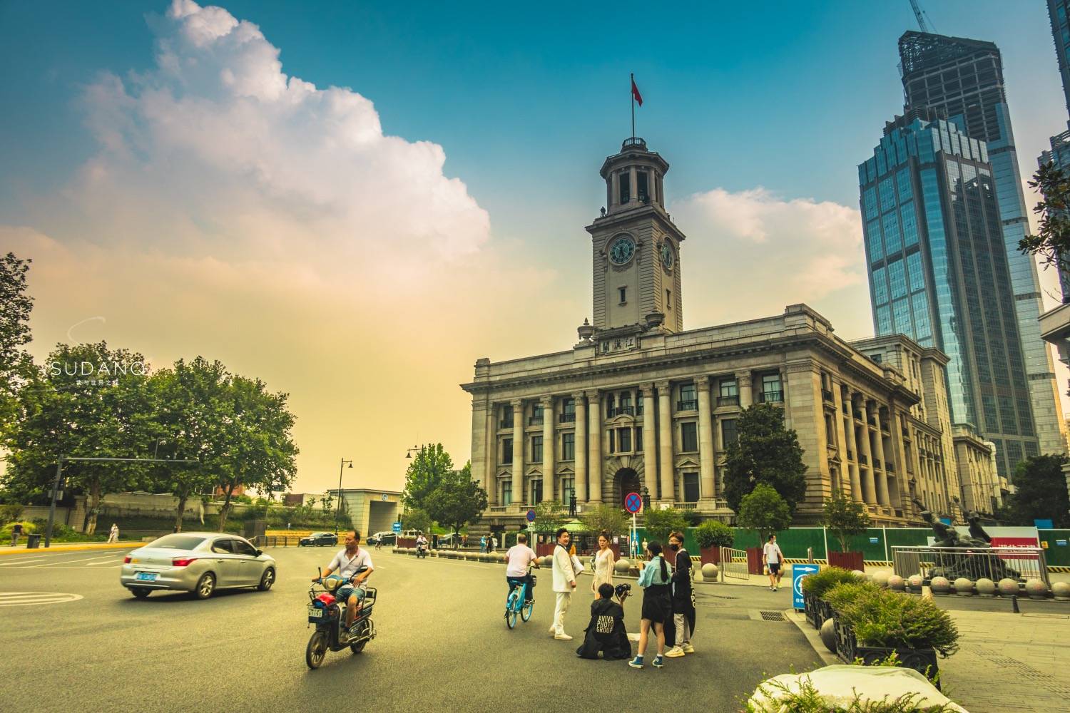 原创江汉关大楼,中国现存最早的三座海关大楼之一,曾为武汉最高建筑