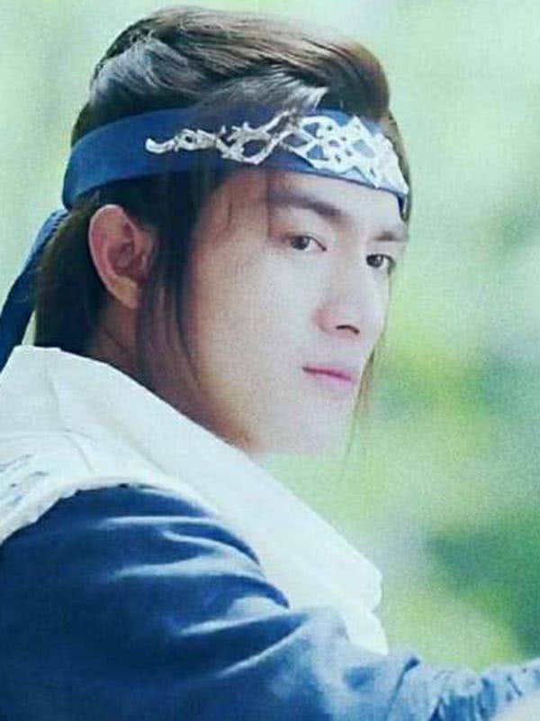 5位男星的抹额造型,王一博的好看,林更新的儒雅,喜欢肖战_手机搜狐网