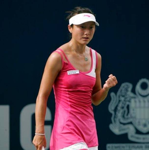 原创她曾是网球大满贯选手气质乖巧可爱嫁入豪门7年生4个孩子