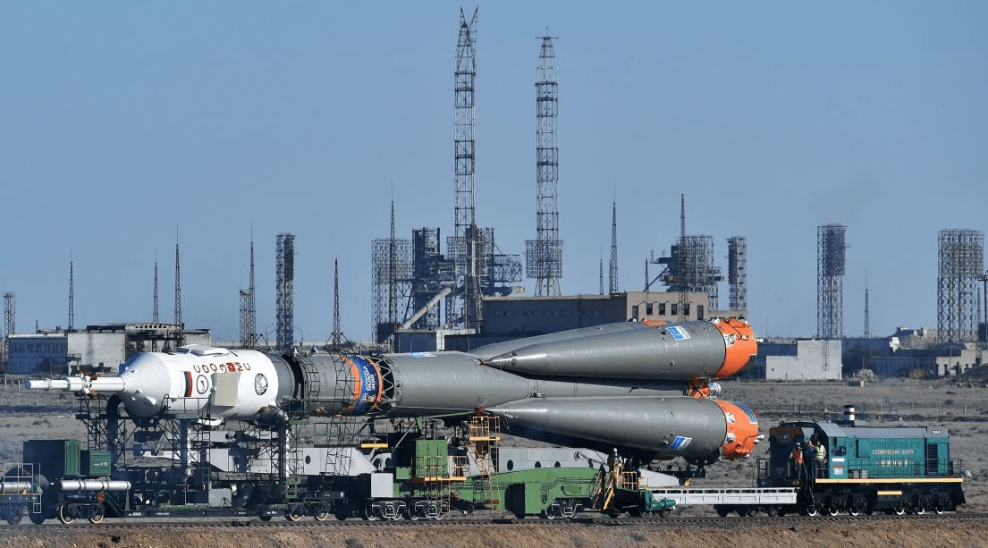 俄罗斯计划为"雄鹰"号宇航员,研制新型太空服_宇宙飞船