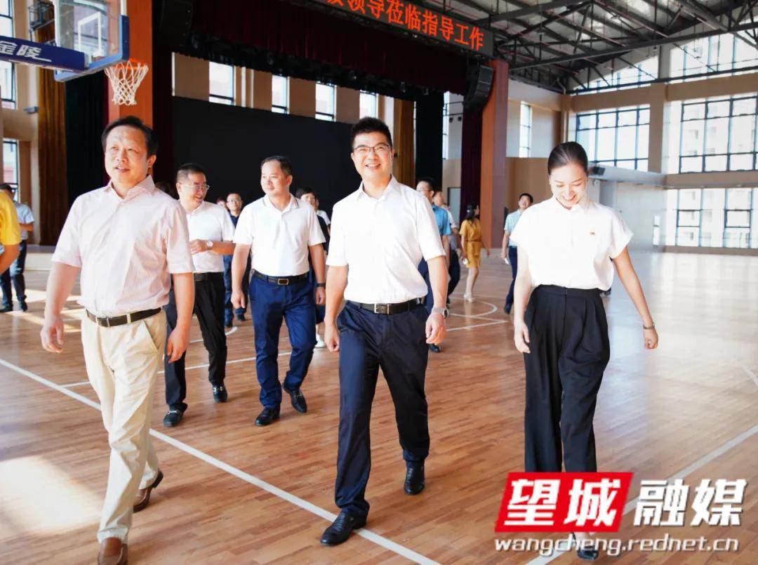 刚刚雅礼丁江学校揭牌