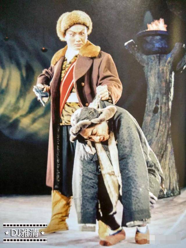 89岁"栾平"的爱情故事,"小丑"与仙女共白头,一家子都是高颜值