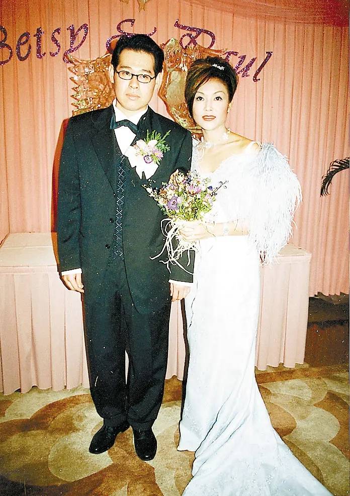 她是被遗忘的港姐嫁富豪连生3女今51岁因未添男丁压力大