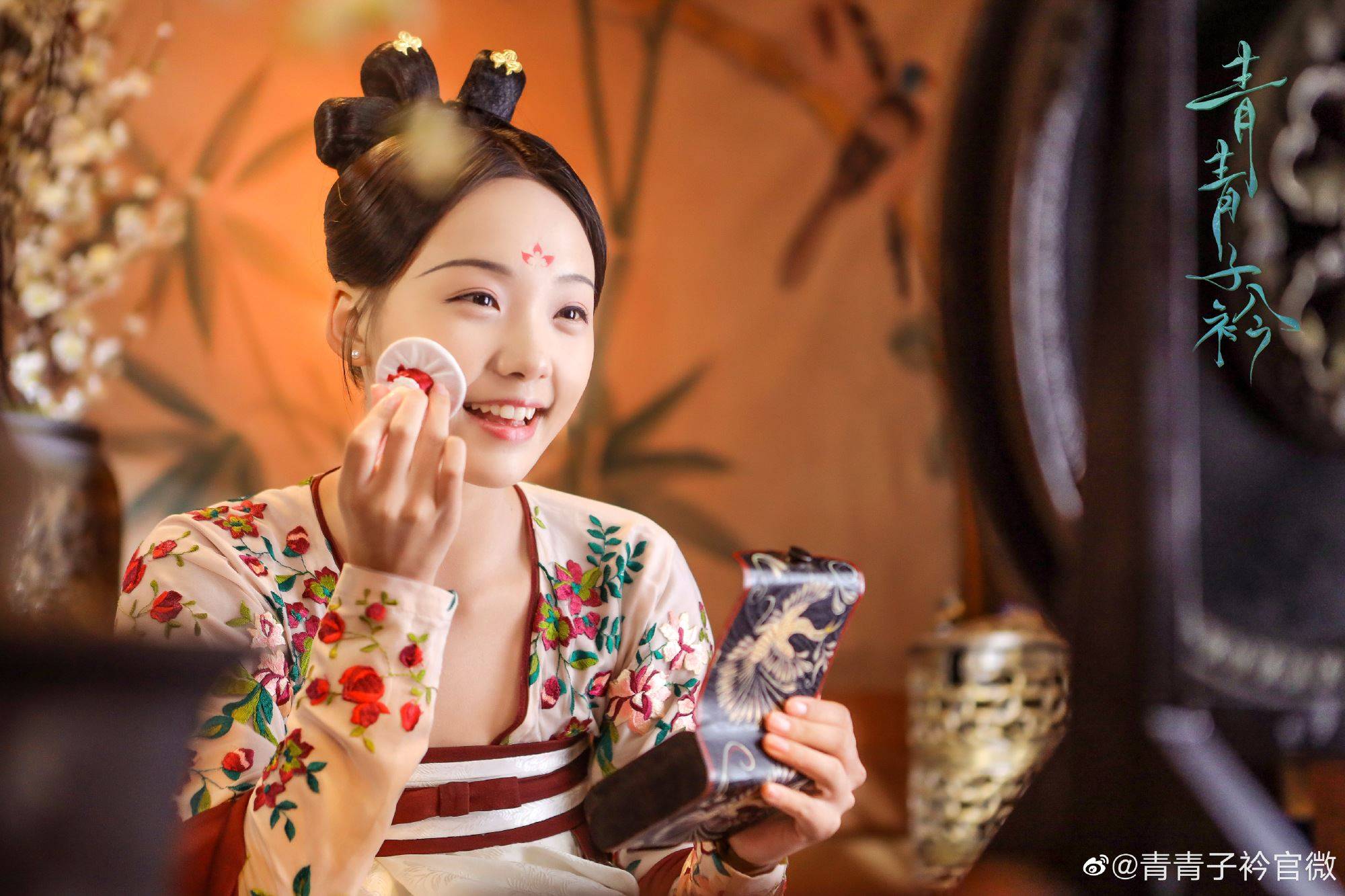 青青子衿热播骆秋迟闻人隽高甜撒糖杭如雪开启双线真香