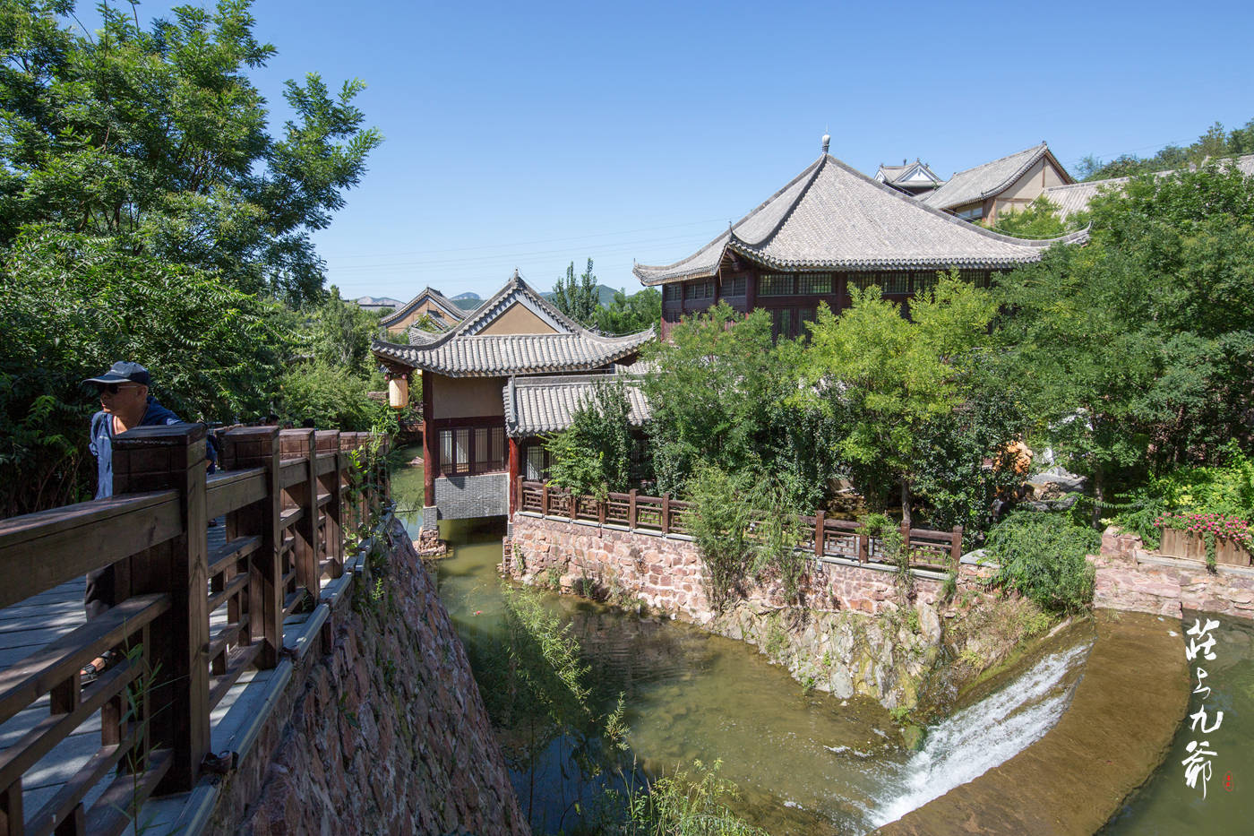 比如西部长青,土门关,龙泉寺,还有近年新建的德明古镇等等