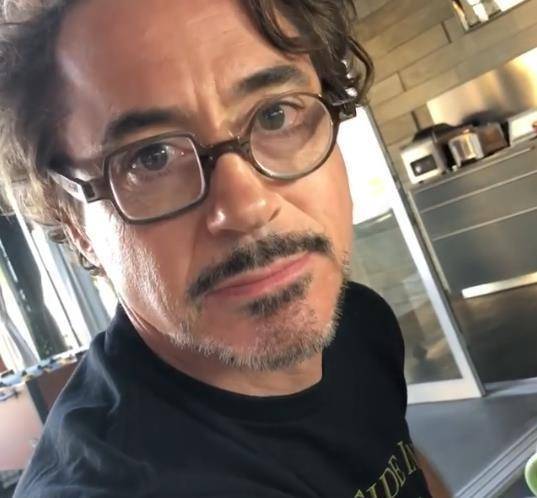 他们又"强迫"锤哥纹了这个文身.