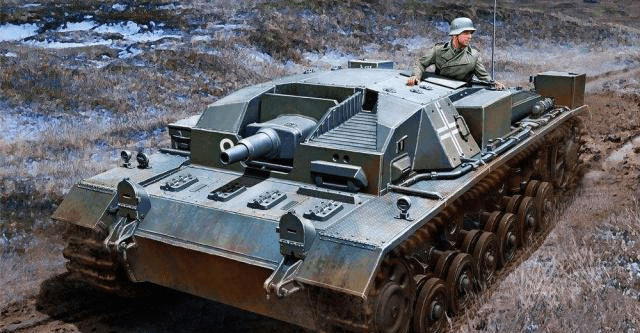 panzer iii型坦克底盘,安装了75毫米l/24火炮,命名为三号突击炮a型