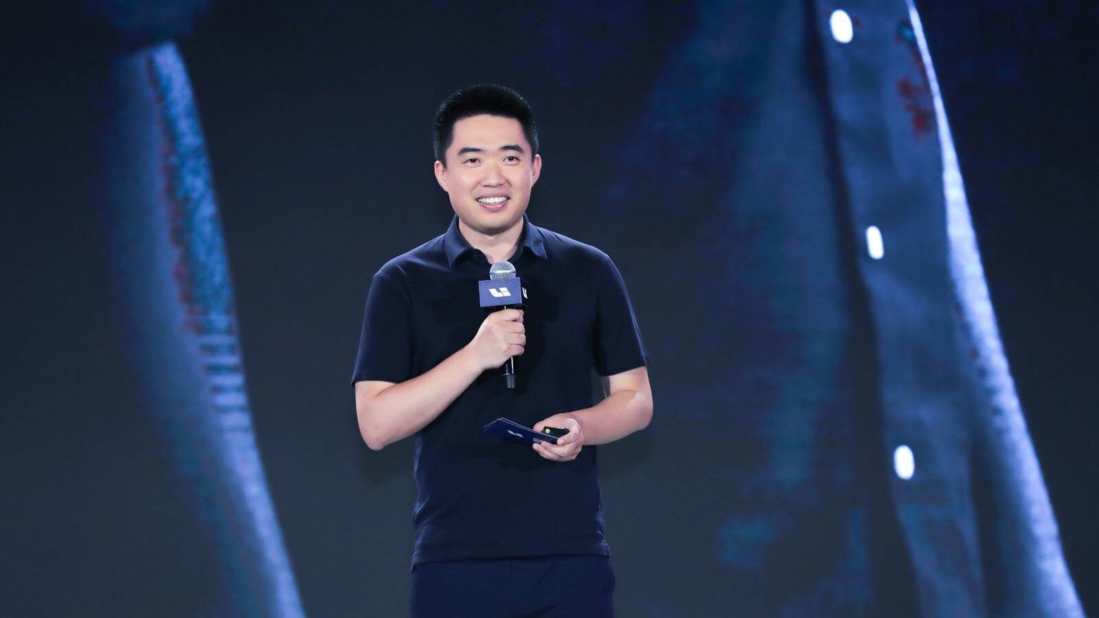 一帮搞臭技术的?李想出口成"脏",伤了谁的心?_手机搜狐网