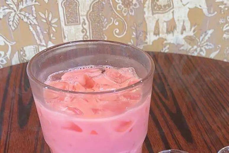 泰剧网红来啦粉红冻奶撩动你的味蕾